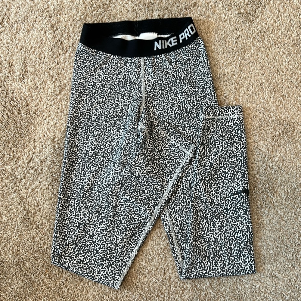 Nike Pro leggings size XS